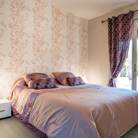 Domaine Les Cigales Bed & Breakfast Mouans-Sartoux Exterior photo