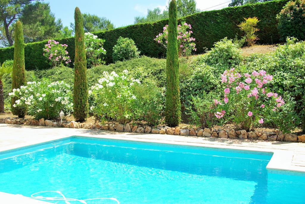 Domaine Les Cigales Bed & Breakfast Mouans-Sartoux Room photo