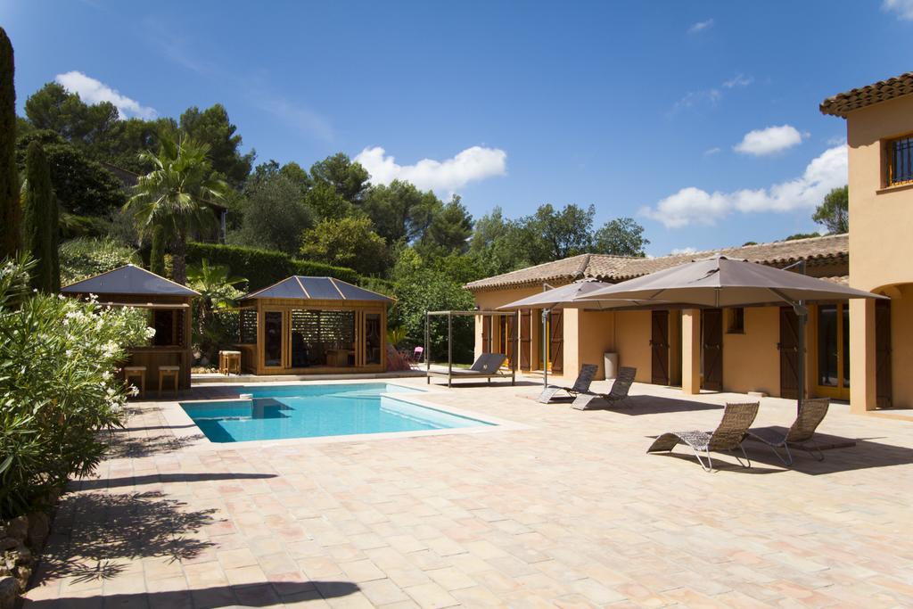 Domaine Les Cigales Bed & Breakfast Mouans-Sartoux Exterior photo